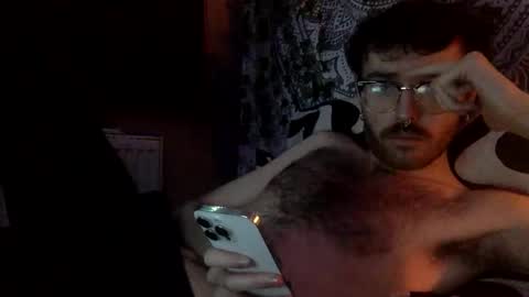 Snapshot of uhhstephen chatting on 02-12-26, 12:05 uhhstephen online show from 02-12-26, 12:05