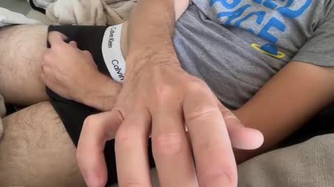 Snapshot of ukben45 chatting on 11-10-25, 10:03 Ben online show from 11-10-25, 10:03