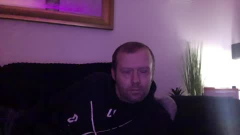 Snapshot of ukmatty3 chatting on 01-24-25, 05:53 ukmatty3 online show from 01-24-25, 05:53