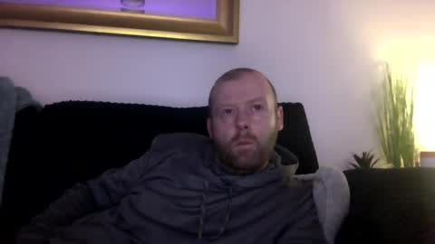 Snapshot of ukmatty3 chatting on 03-10-25, 08:23 ukmatty3 online show from 03-10-25, 08:23