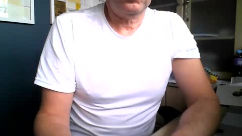 mark online show from 10-04-25, 10:57