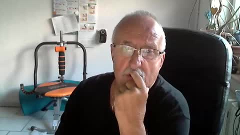 Ulrich online show from 05-09-26, 06:02