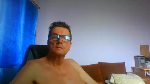 ulmeni4 online show from 08-06-26, 01:46