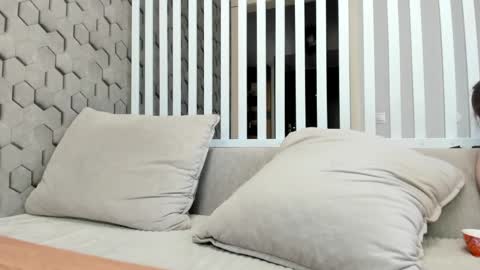 Melena online show from 04-15-26, 03:02