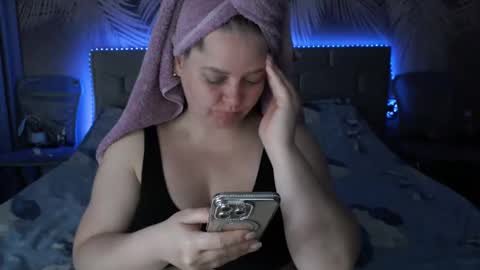 Snapshot of ulystar chatting on 05-18-26, 06:19 Ulyana online show from 05-18-26, 06:19