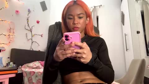 Snapshot of umdonut chatting on 11-03-25, 07:26 umdonut online show from 11-03-25, 07:26