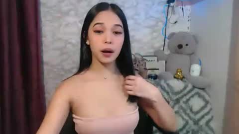 umi online show from 03-04-26, 03:18