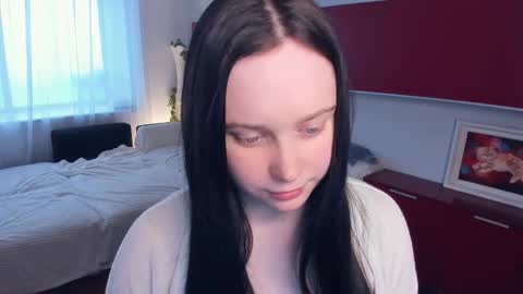 Lyna online show from 03-09-26, 11:36