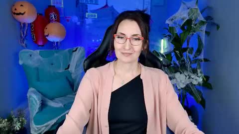 UnaTera online show from 10-20-25, 09:32