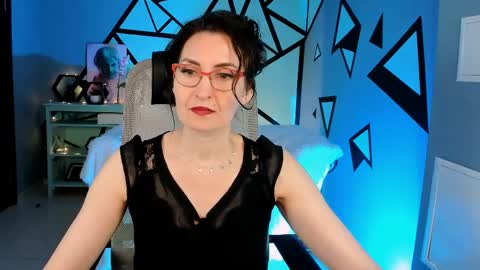 UnaTera online show from 03-30-26, 08:59