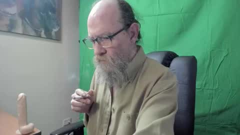 Snapshot of uncle_hottiecb chatting on 03-14-26, 04:34 Uncle Hottie online show from 03-14-26, 04:34