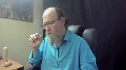 Snapshot of uncle_hottiecb chatting on 04-06-26, 06:42 Uncle Hottie online show from 04-06-26, 06:42