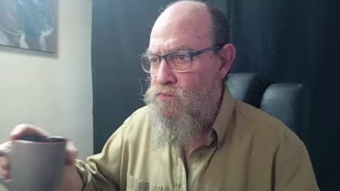 Snapshot of uncle_hottiecb chatting on 04-07-26, 04:51 Uncle Hottie online show from 04-07-26, 04:51
