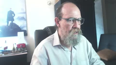 Uncle Hottie online show from 07-10-26, 03:14