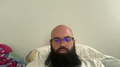 Snapshot of uncutbeard129840 chatting on 09-27-25, 10:48 uncutbeard129840 online show from 09-27-25, 10:48