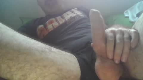 Snapshot of uncutgems818 chatting on 10-12-25, 02:05 uncutgems818 online show from 10-12-25, 02:05