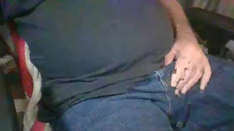 uncutmike7x5 online show from 12-21-25, 05:20