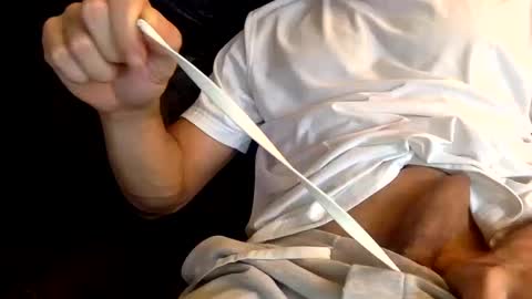 Snapshot of uncutone2345 chatting on 10-19-25, 05:35 uncutone2345 online show from 10-19-25, 05:35