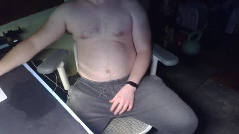 Under the desk online show from 04-14-26, 09:21