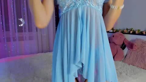 Under The Skin online show from 12-01-24, 04:29