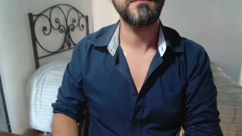 Giov online show from 05-18-26, 05:08