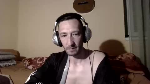 Snapshot of underguy19 chatting on 04-28-26, 08:58 underguy19 online show from 04-28-26, 08:58