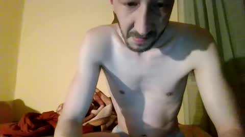 Snapshot of underguy19 chatting on 05-06-26, 09:53 underguy19 online show from 05-06-26, 09:53