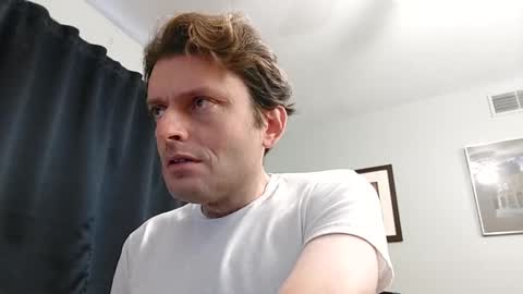 Snapshot of undress_me_ chatting on 01-08-25, 01:52 undress me online show from 01-08-25, 01:52