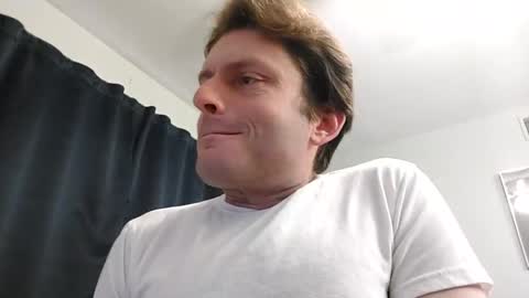 Snapshot of undress_me_ chatting on 02-01-25, 01:09 undress me online show from 02-01-25, 01:09