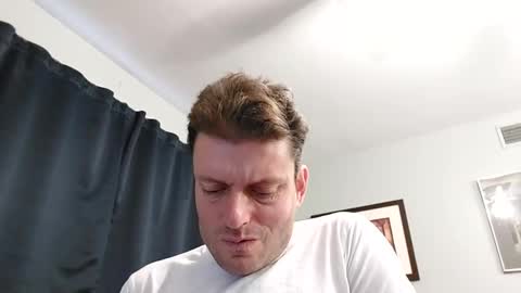 Snapshot of undress_me_ chatting on 02-28-25, 01:25 undress me online show from 02-28-25, 01:25