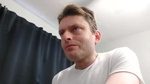 Snapshot of undress_me_ chatting on 03-11-25, 01:01 undress me online show from 03-11-25, 01:01