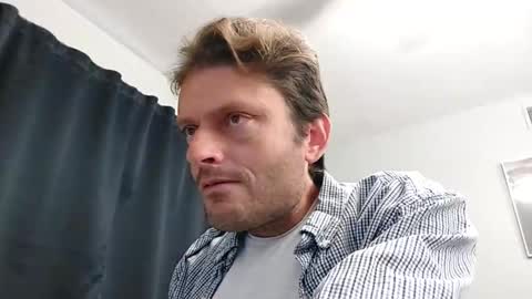 Snapshot of undress_me_ chatting on 09-16-25, 12:06 undress me online show from 09-16-25, 12:06