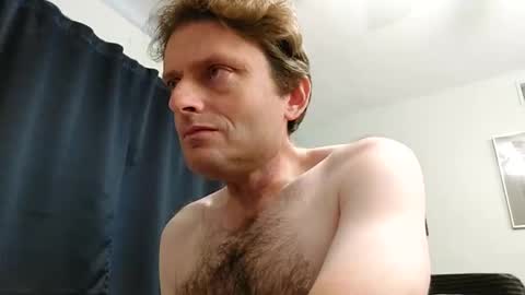 Snapshot of undress_me_ chatting on 10-19-25, 06:30 undress me online show from 10-19-25, 06:30