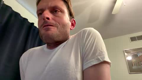 Snapshot of undress_me_ chatting on 05-14-26, 08:26 undress me online show from 05-14-26, 08:26