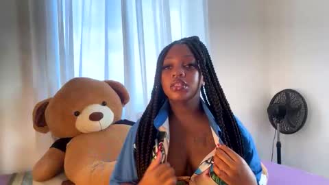 Snapshot of unholybaddie chatting on 10-10-25, 06:56 Unholybaddie online show from 10-10-25, 06:56