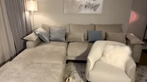 Dolly online show from 04-29-26, 08:26