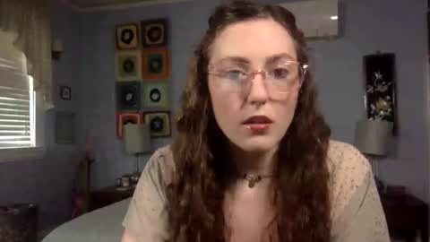 Snapshot of unicornfairy55 chatting on 05-24-26, 03:17 Lola Moonstone online show from 05-24-26, 03:17