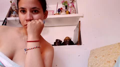 Snapshot of unicornio__763 chatting on 06-12-26, 06:07 unicornio__763 online show from 06-12-26, 06:07