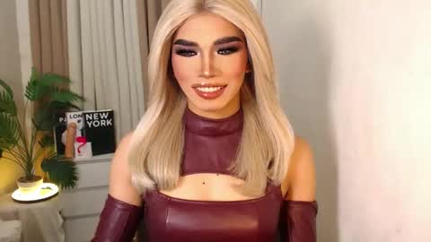 Miss Andrea online show from 11-25-25, 07:14