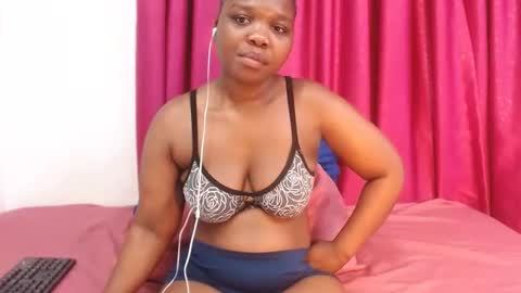 UNIQUEBONY online show from 11-22-25, 09:19