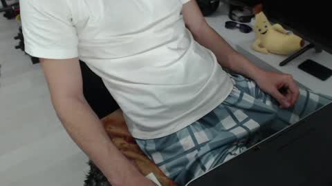 Snapshot of uniqueboy22 chatting on 04-20-26, 05:48 uniqueboy22 online show from 04-20-26, 05:48