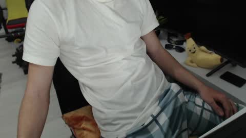 Snapshot of uniqueboy22 chatting on 04-21-26, 05:17 uniqueboy22 online show from 04-21-26, 05:17