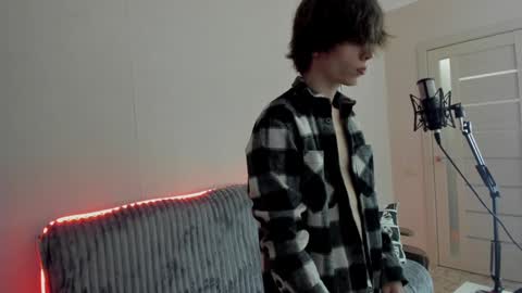 Alex online show from 12-04-24, 08:56