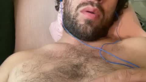 universalstudihoes online show from 11-05-25, 10:32