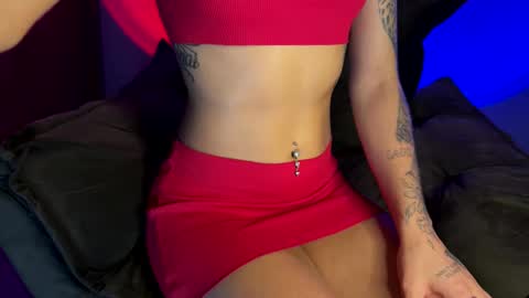 Snapshot of universitaria_ chatting on 03-04-26, 12:38 universitaria_ online show from 03-04-26, 12:38