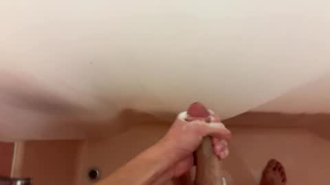 Snapshot of unkownjerker0324 chatting on 12-03-24, 02:25 YoungJerker online show from 12-03-24, 02:25