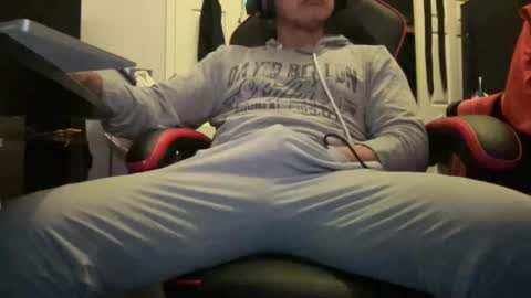 Snapshot of unlobitooenwallstreet chatting on 12-27-24, 03:20 unlobitooenwallstreet online show from 12-27-24, 03:20