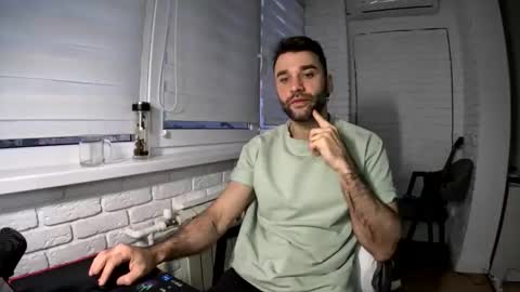 Snapshot of unnknow2024 chatting on 04-11-26, 04:55 SlavaVibes online show from 04-11-26, 04:55