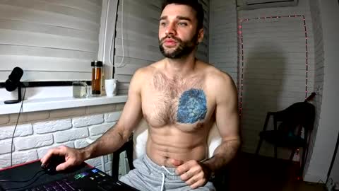Snapshot of unnknow2024 chatting on 04-16-26, 09:39 SlavaVibes online show from 04-16-26, 09:39