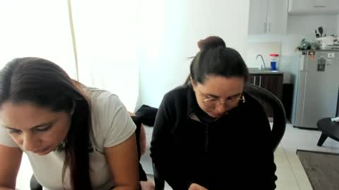 Kary and jhoa online show from 08-01-26, 09:03